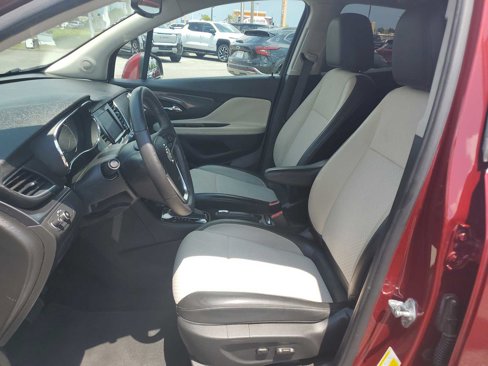 Used 2022 Buick Encore Preferred w/ Safety Package image 13