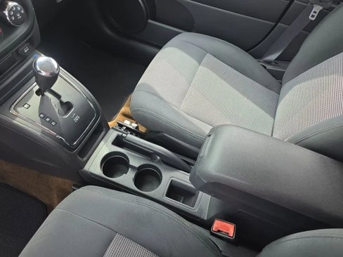 Used 2016 Jeep Compass Sport w/ Power Value Group image 19