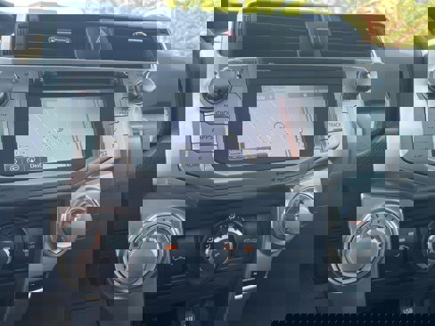 Used 2018 Toyota 4Runner SR5 image 3