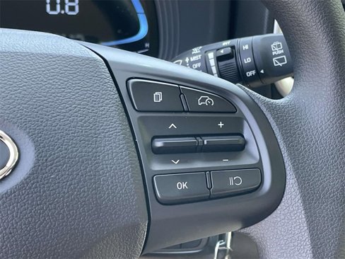 New 2025 Hyundai Venue SE image 21