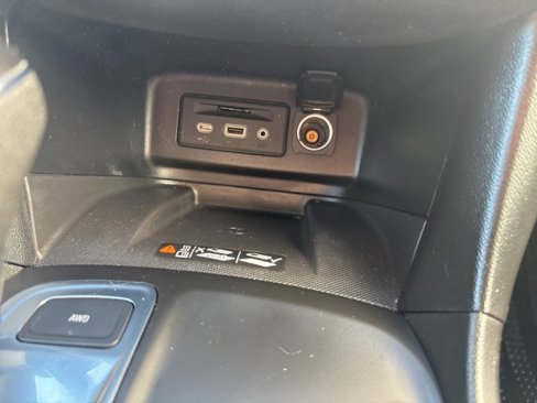 Used 2021 Chevrolet Equinox Premier w/ Redline Edition image 26