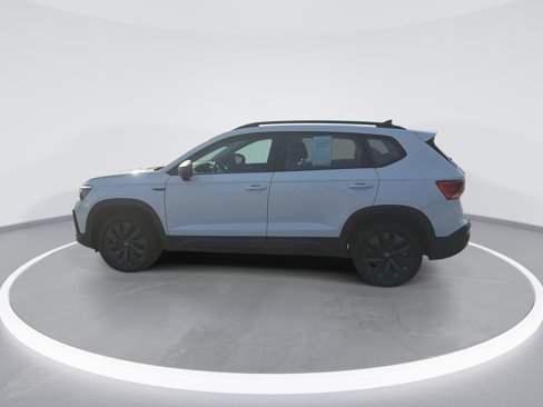 Certified 2022 Volkswagen Taos S w/ IQ Drive S Package image 6