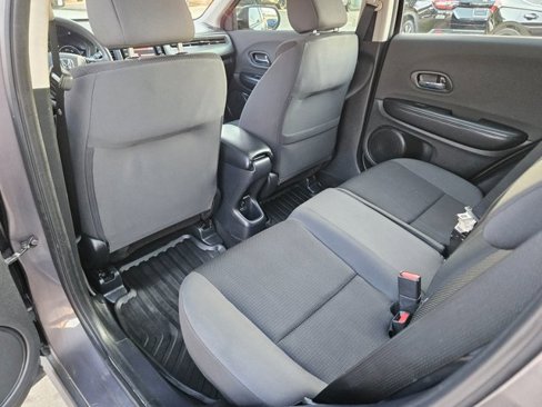 Used 2019 Honda HR-V LX image 11
