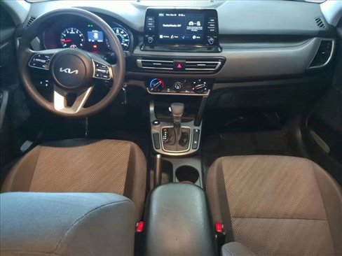 Used 2022 Kia Seltos LX image 18