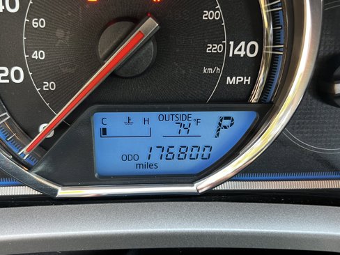 Used 2013 Toyota RAV4 Limited image 21