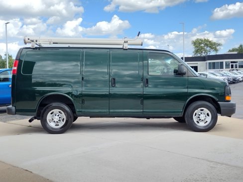 Used 2016 Chevrolet Express 2500 image 12