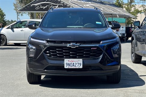 Used 2025 Chevrolet Trax RS w/ Driver Confidence Package image 9