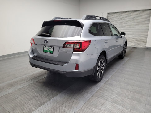 Used 2015 Subaru Outback 3.6R Limited image 9