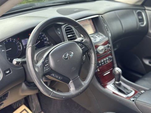 Used 2017 INFINITI QX50 AWD w/ Premium Plus Package image 11