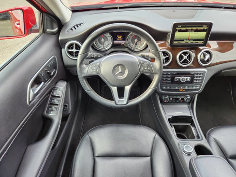 Used 2015 Mercedes-Benz GLA 250 4MATIC w/ Multimedia Package image 16