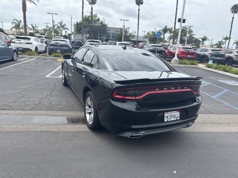 Used 2017 Dodge Charger SXT w/ Blacktop Package image 24
