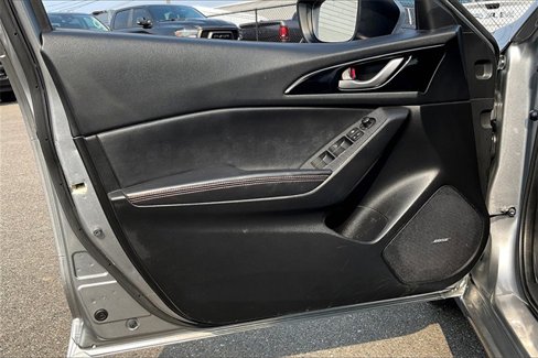 Used 2016 MAZDA MAZDA3 i Grand Touring image 22