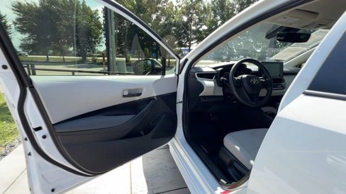 Used 2022 Toyota Corolla LE image 35