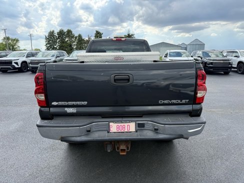 Used 2004 Chevrolet Silverado 2500 LS w/ Heavy-Duty Power Package image 5