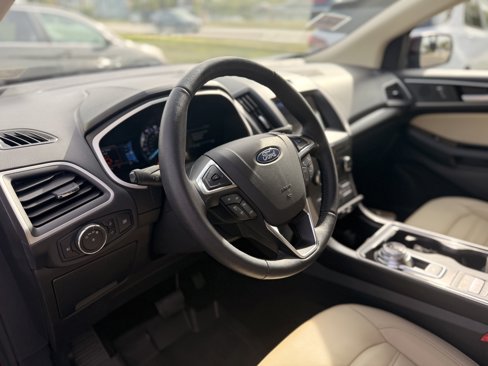 Used 2019 Ford Edge SEL w/ Equipment Group 201A image 25