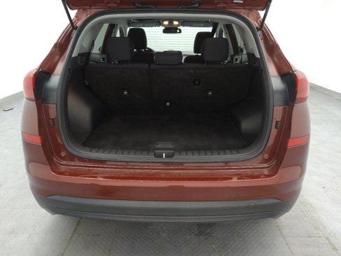 Used 2020 Hyundai Tucson SE image 29