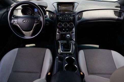 Used 2013 Hyundai Genesis 2.0T image 23