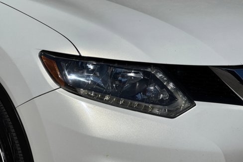 Used 2014 Nissan Rogue S image 10