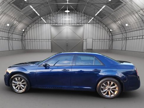 Used 2014 Chrysler 300 S image 6