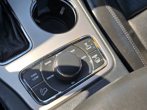 Used 2019 Jeep Grand Cherokee High Altitude image 33