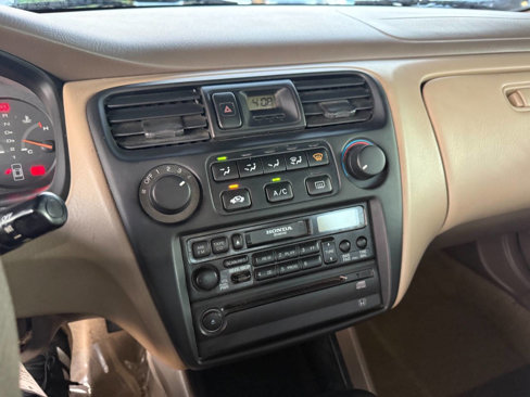 Used 2000 Honda Accord LX image 24