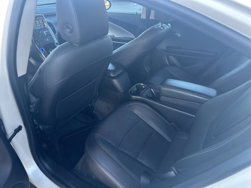 Used 2013 Chevrolet Volt Premium w/ Premium Trim Package image 16