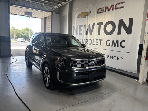 Used 2021 Kia Telluride EX w/ EX Premium Package image 2