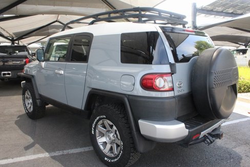 Used 2014 Toyota FJ Cruiser 4WD image 13