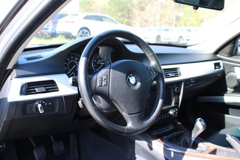 Used 2009 BMW 328i xDrive Sedan image 15