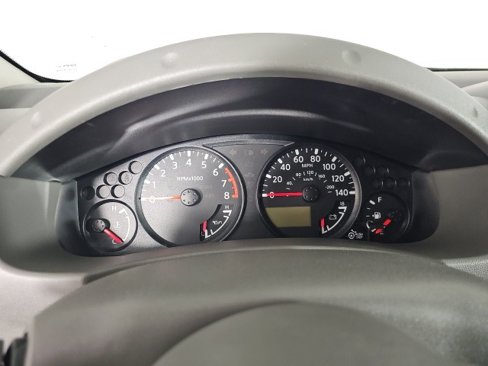 Used 2017 Nissan Frontier SV image 15