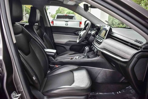 Used 2022 Jeep Compass Latitude image 16