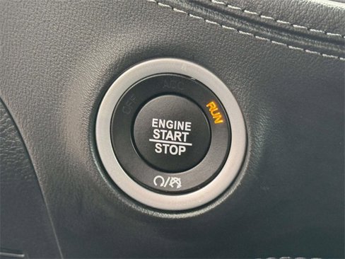 Used 2023 Dodge Challenger R/T w/ Plus Package image 7