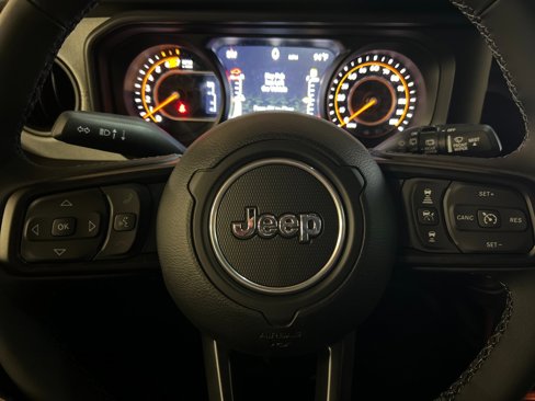 New 2025 Jeep Compass Latitude w/ Altitude Special Edition image 22