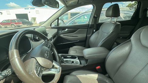 Used 2019 Hyundai Santa Fe AWD image 3