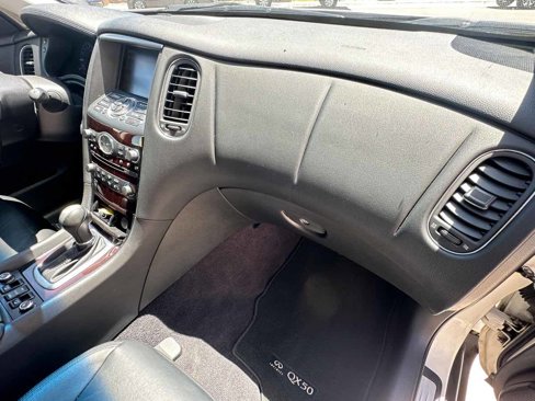 Used 2014 INFINITI QX50 Journey image 38