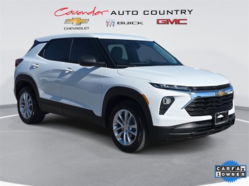 Used 2024 Chevrolet TrailBlazer LS w/ LS Convenience Package image 3