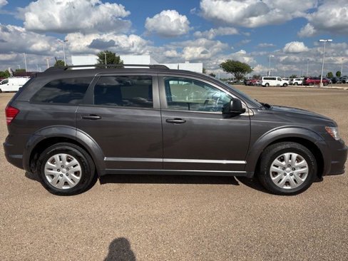 Used 2019 Dodge Journey SE image 8