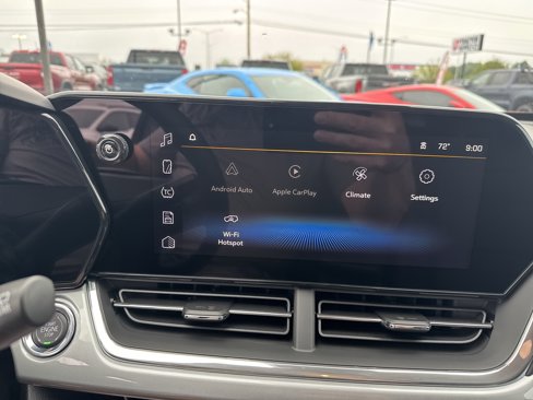New 2025 Chevrolet Trax LT w/ LT Convenience Package image 21