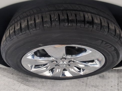 Used 2011 Buick LaCrosse CXL image 27