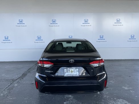 Used 2022 Toyota Corolla L image 5