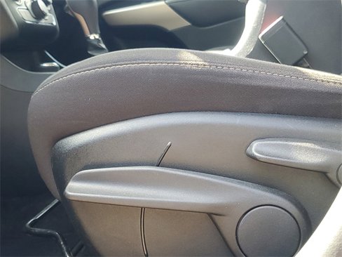 Used 2018 Jeep Cherokee Latitude w/ Safety Group image 13