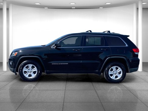Used 2014 Jeep Grand Cherokee Laredo w/ Security & Convenience Group image 4
