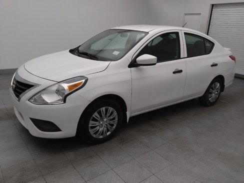 Used 2019 Nissan Versa S Plus image 2