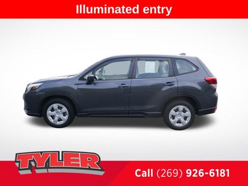 Used 2023 Subaru Forester image 4