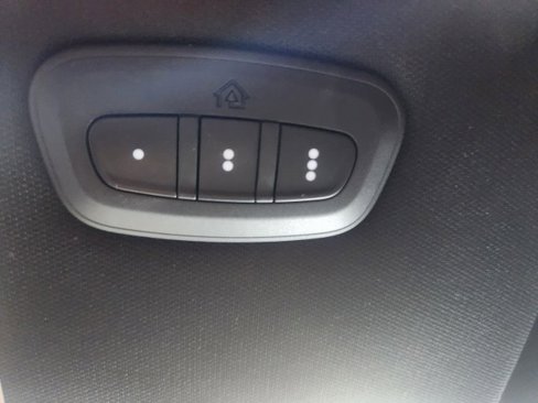 Used 2019 Jeep Cherokee High Altitude image 24