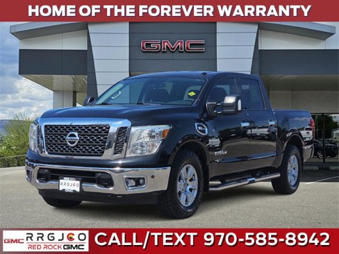 Used 2017 Nissan Titan SV image 1