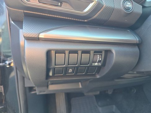 Used 2020 Subaru Forester Premium image 22