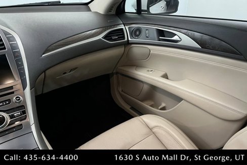 Used 2018 Lincoln MKZ Reserve w/ Technology Package image 10