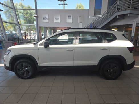 New 2025 Volkswagen Taos S image 4