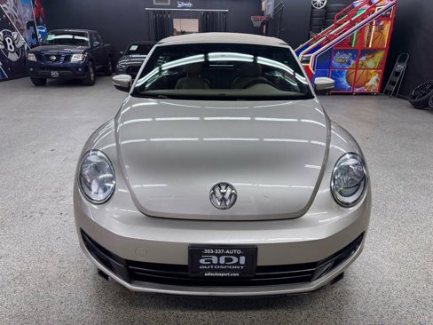 Used 2013 Volkswagen Beetle 2.5 image 8